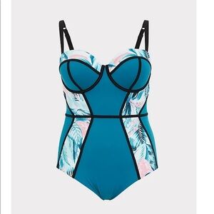 New! Torrid 2 Palm Underwire Swim Bathing‎ Suit 2X